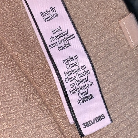 • Victorias Secret Body By Victoria Lined Strapless Bra In Nude • - Picture 7 of 7